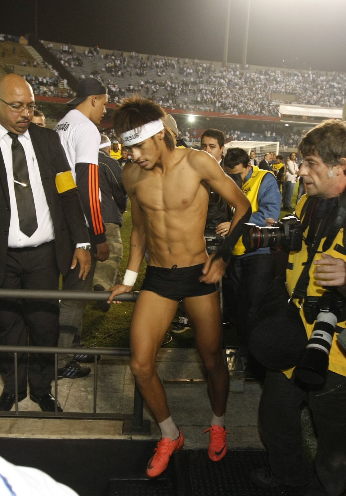 Neymar paquete - aMENzing.