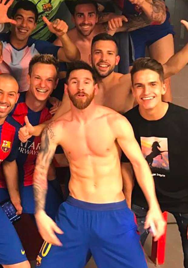 Messi, sin calzoncillos y muy contento - aMENzing