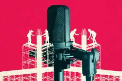Peaky Blinders película - Construction workers building a giant microphone