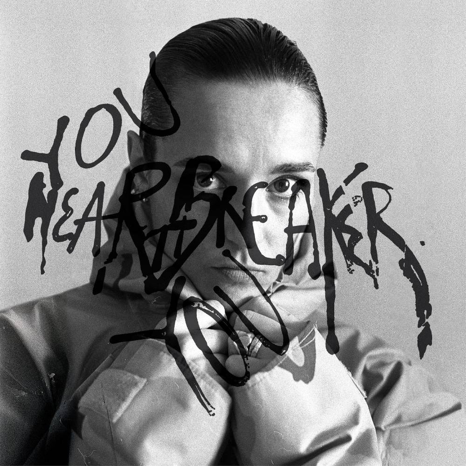 Jehnny Beth vuelve a la urgencia del punk con su nuevo álbum 'You Heartbreaker, You' - Imagen 2 Jehnny Beth announces 'You Heartbreaker, You'. Credit: Press