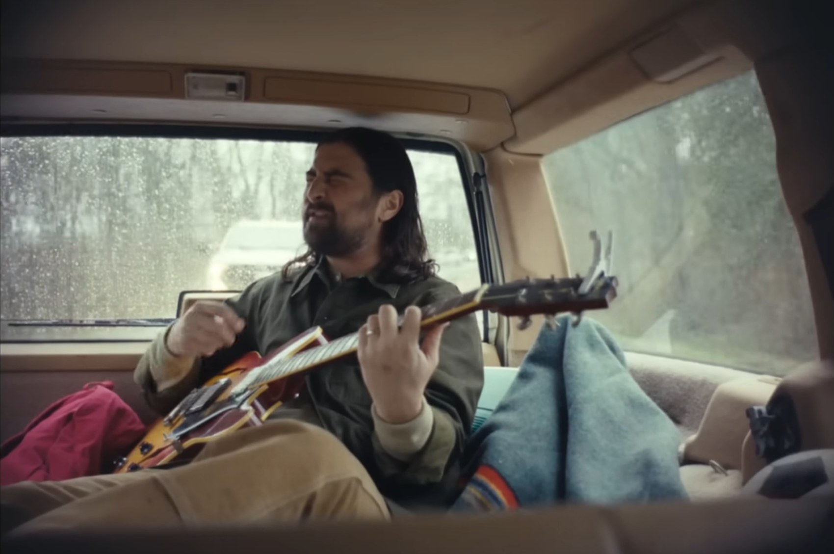 Noah Kahan debuta en el número 1 con 'The Great Divide': ¿vale la pena?