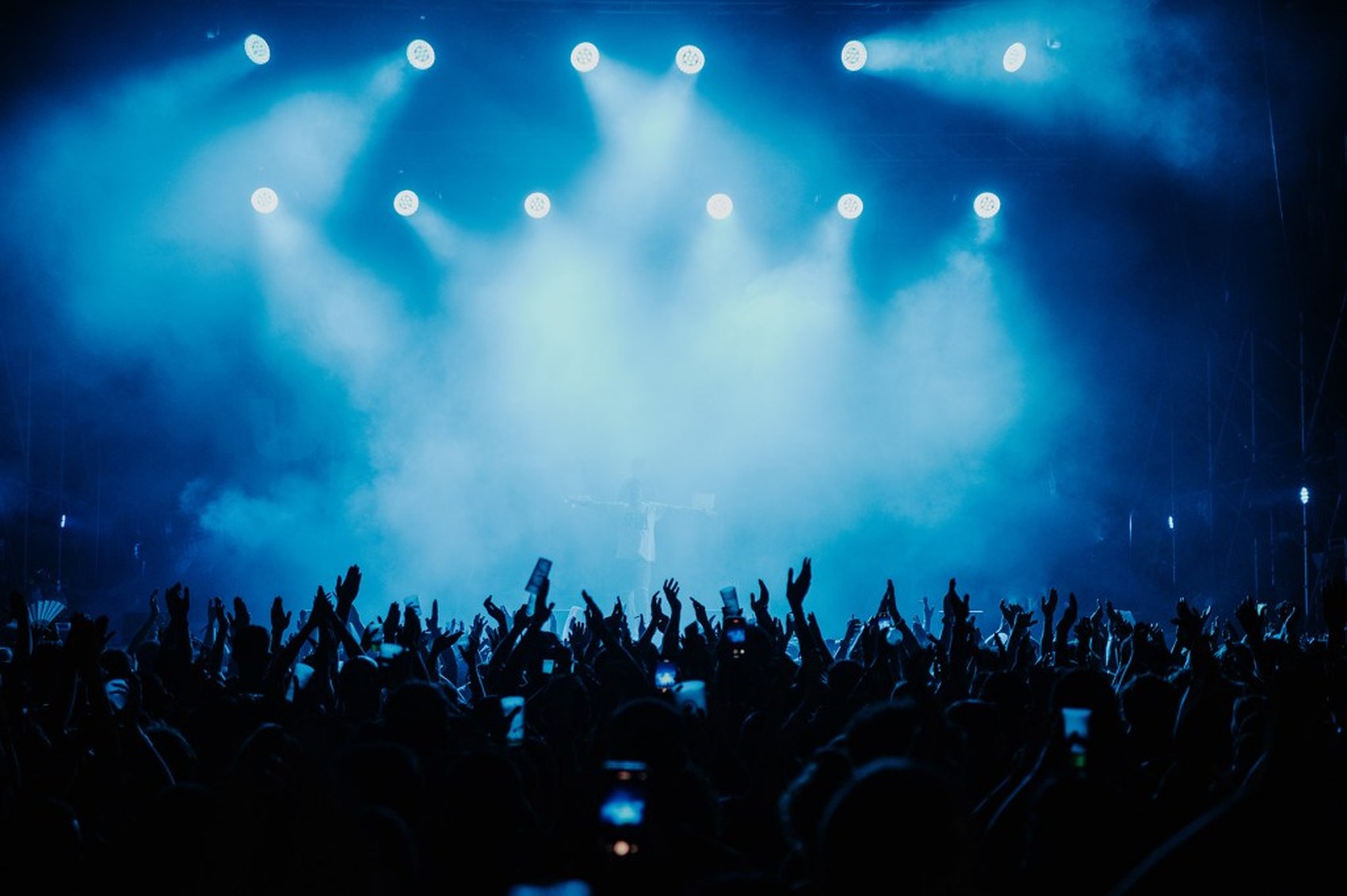 StubHub lanza FestProtect para compensar a fans en festivales