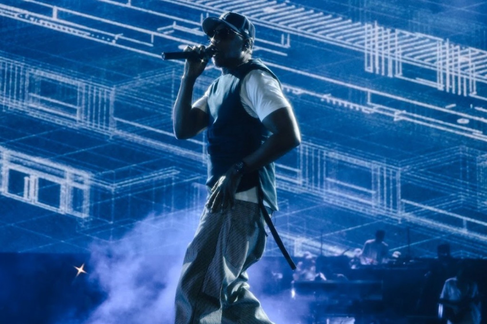 Jay-Z cierra Yankee Stadium con 'The Blueprint' y visitas sorpresa