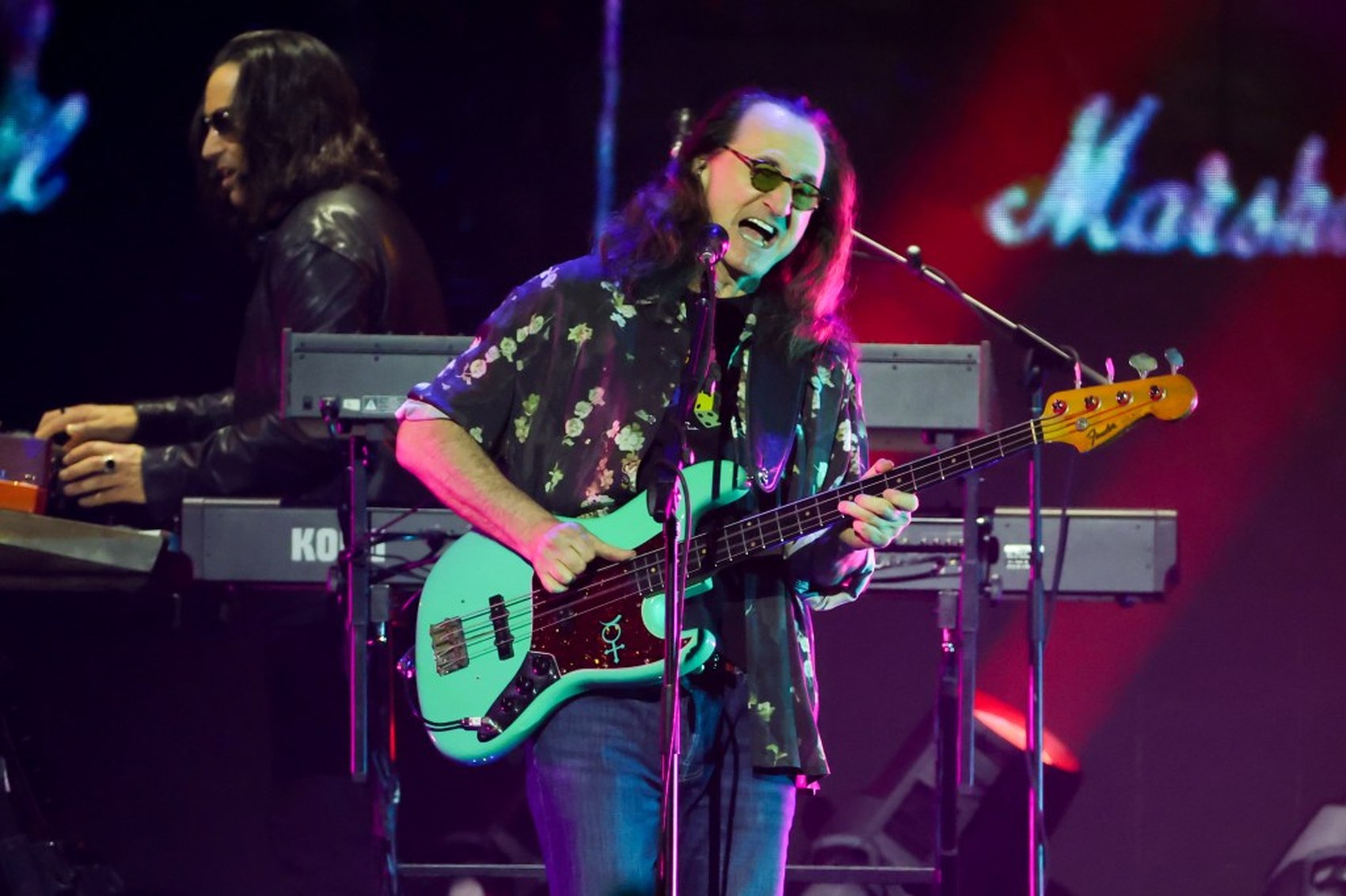 Rush aplaza dos conciertos en Texas por la laringitis de Geddy Lee