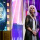Emmylou Harris y Elvis Costello homenajean a Gram Parsons antes de su ingreso al Rock Hall